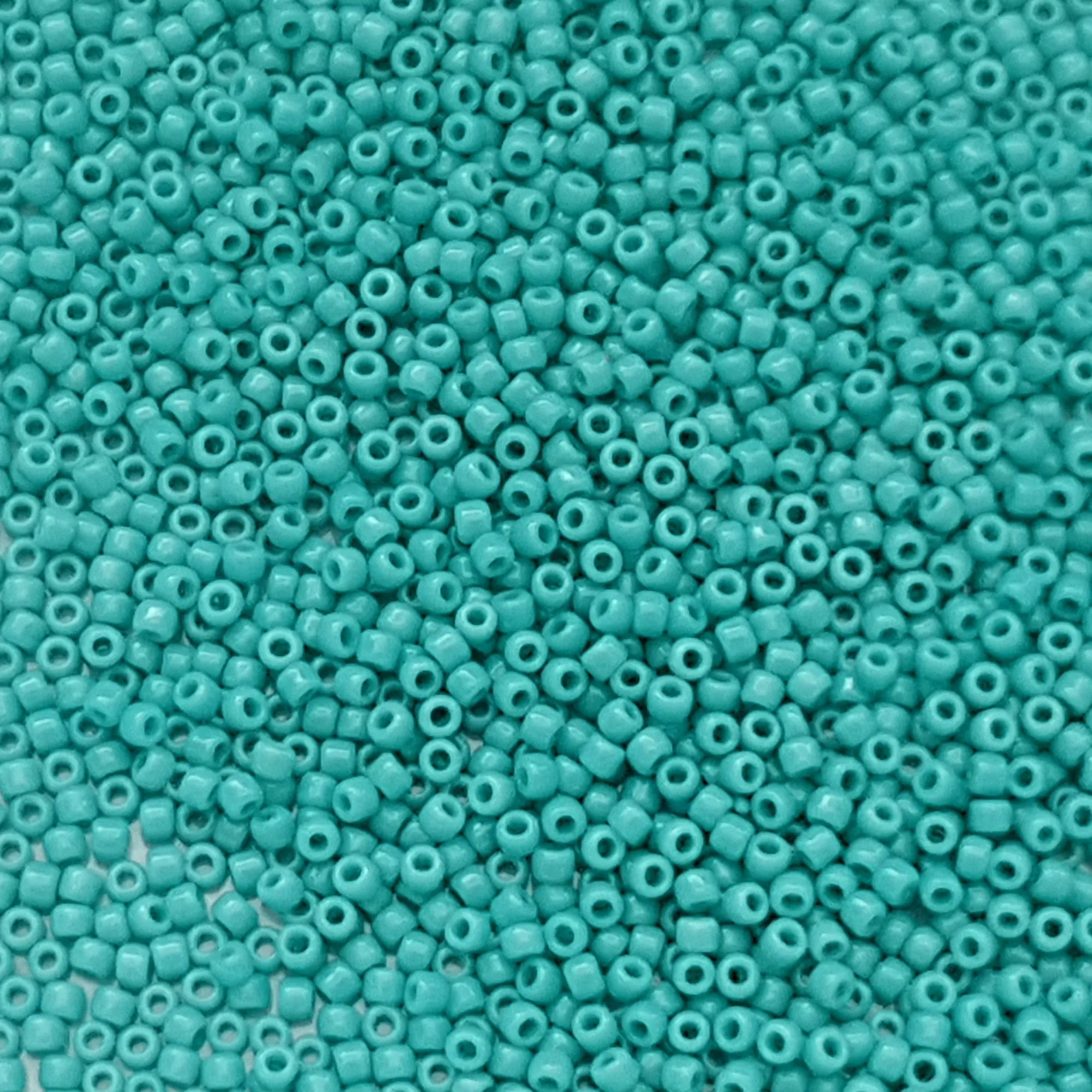 8/0 TR-55 Turquoise Opaque 10g/30g Round Toho Seed Beads | Beading Supply