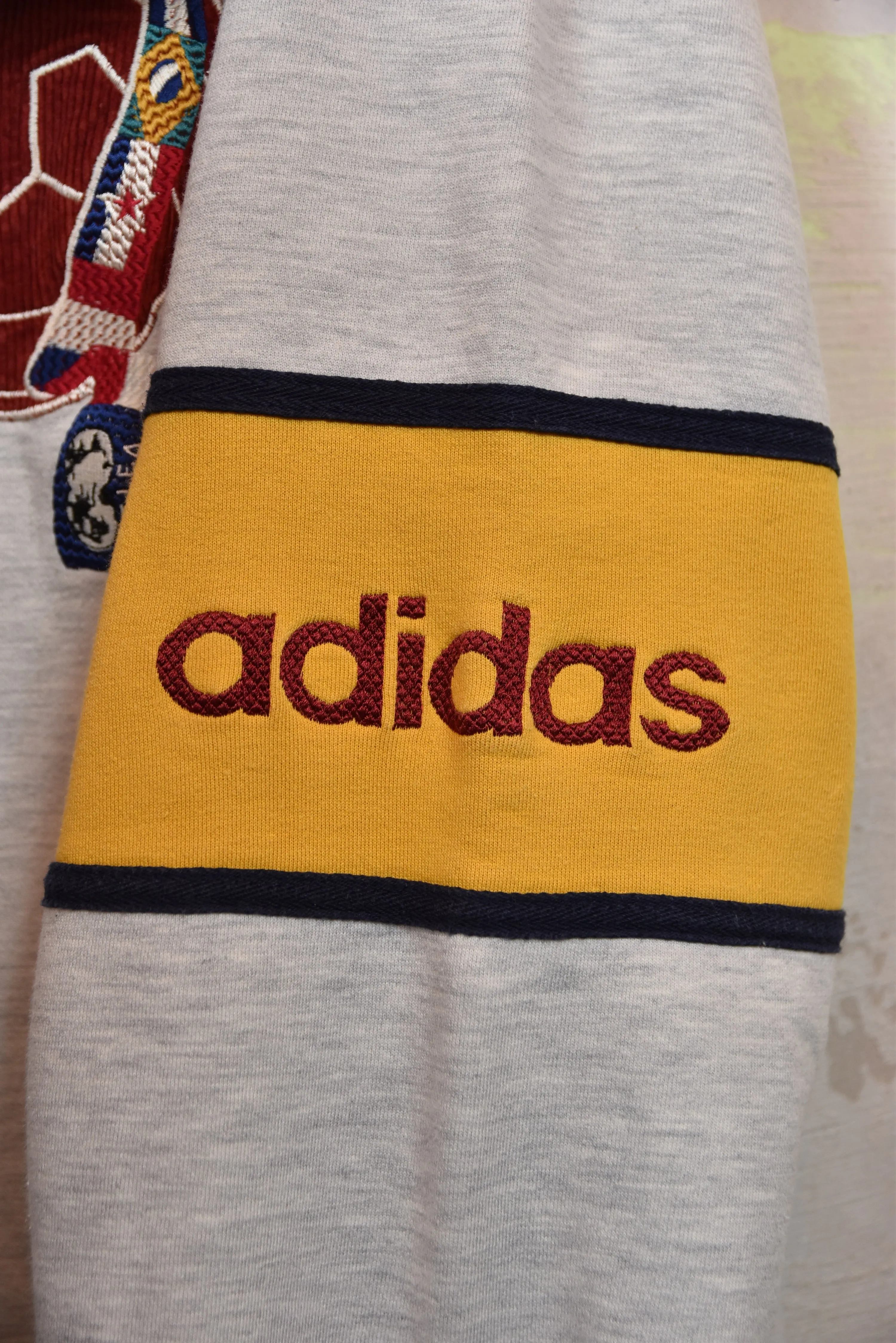 ADIDAS grauméliertes Sweatshirt World Cup 1958, Einzelstück, Gr. L