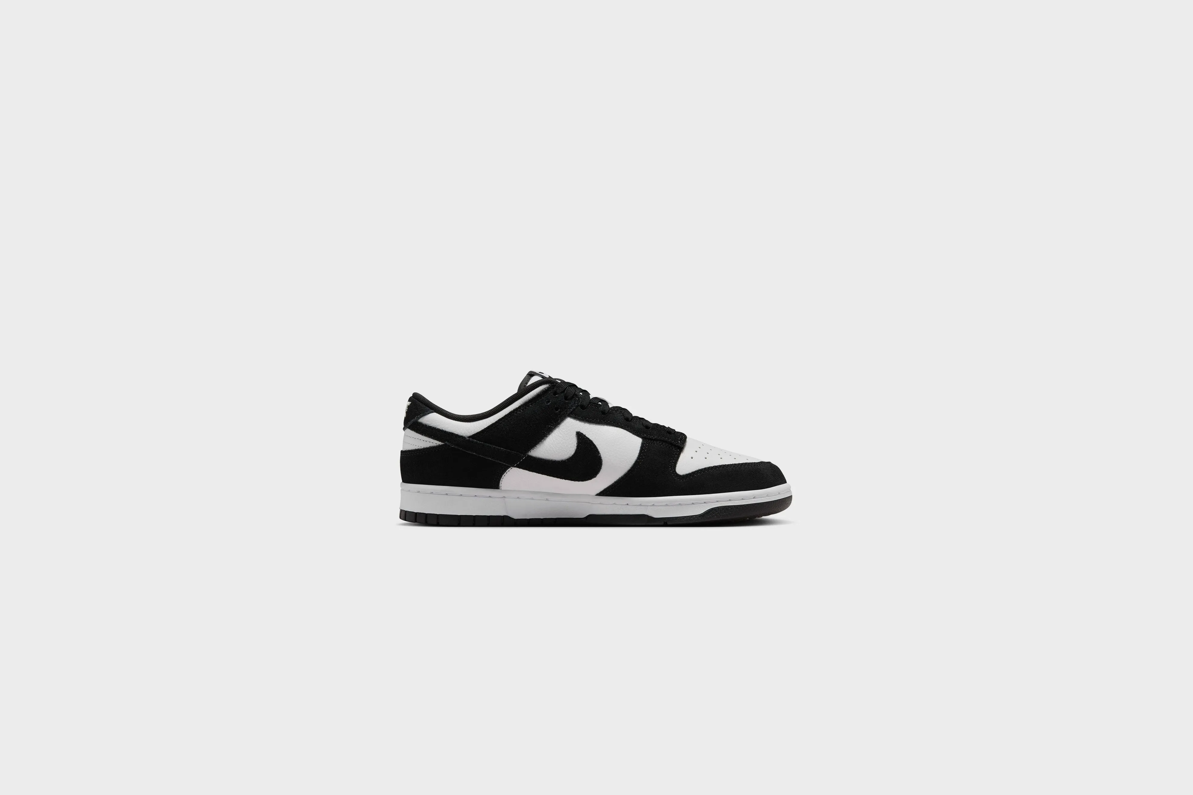 Nike Dunk Low Retro SE (White/Black-White)